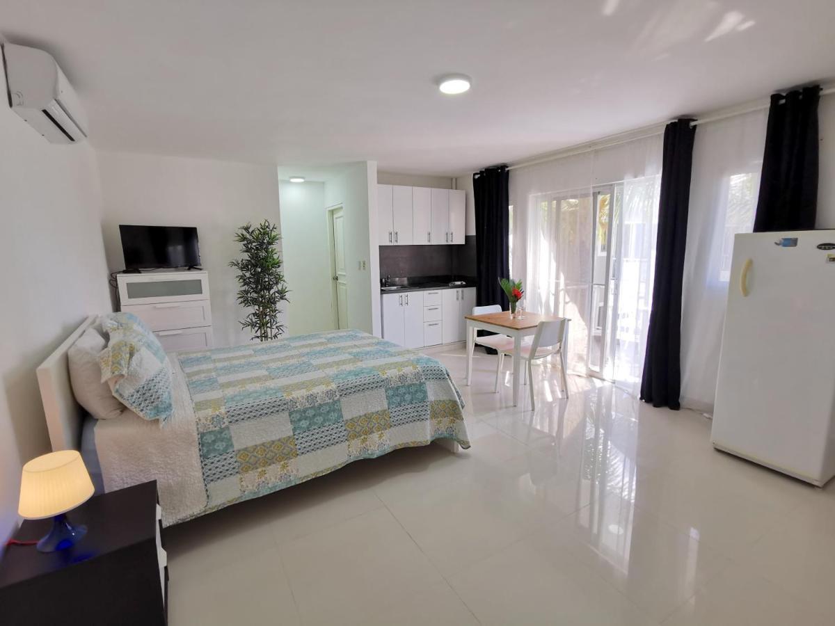 Sol Caribe Suites - Playa Los Corales - Beach Club, Wifi, Swimming Pool Punta Cana Camera foto